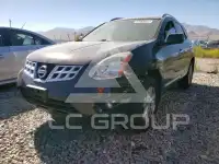 2013 Nissan ROGUE photo