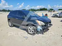 2013 Nissan ROGUE photo