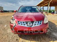 2013 Nissan ROGUE photo