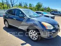 2013 Nissan ROGUE photo
