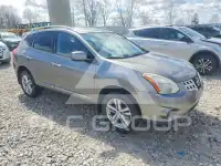 2013 Nissan ROGUE photo