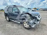 2013 Nissan XTERRA photo
