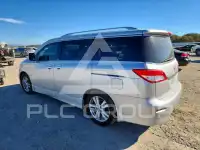 2013 Nissan QUEST фото