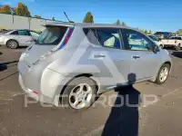 2013 Nissan LEAF photo