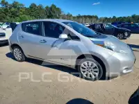2013 Nissan LEAF photo