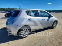 2013 Nissan LEAF photo