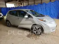 2013 Nissan LEAF photo