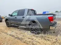 2013 Nissan TITAN фото