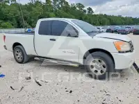 2013 Nissan TITAN фото