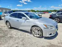 2013 Nissan MAXIMA photo