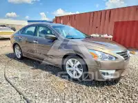 2013 Nissan ALTIMA фото