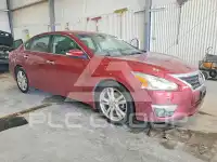 2013 Nissan ALTIMA фото