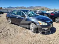 2013 Nissan ALTIMA фото