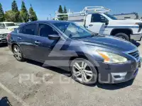 2013 Nissan ALTIMA фото