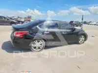 2013 Nissan ALTIMA photo