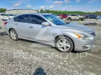 2013 Nissan ALTIMA photo