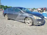 2013 Nissan ALTIMA фото