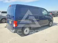 2013 Nissan NV 200 фото