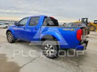 2013 Nissan FRONTIER photo
