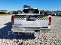 2013 Nissan FRONTIER фото