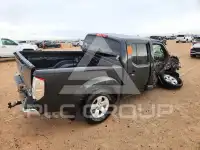 2013 Nissan FRONTIER photo