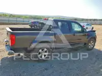 2013 Nissan FRONTIER фото