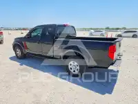 2013 Nissan FRONTIER фото