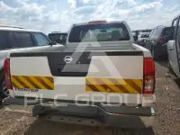 2013 Nissan FRONTIER фото
