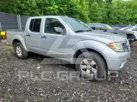 2013 Nissan FRONTIER photo