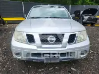 2013 Nissan FRONTIER photo