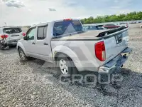 2013 Nissan FRONTIER фото