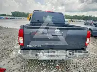 2013 Nissan FRONTIER photo