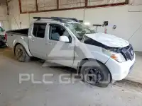 2013 Nissan FRONTIER фото