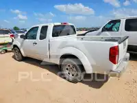 2013 Nissan FRONTIER фото