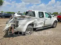 2013 Nissan FRONTIER фото
