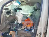 2013 Nissan FRONTIER фото
