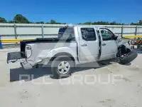 2013 Nissan FRONTIER фото