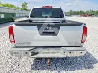 2013 Nissan FRONTIER photo