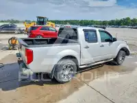 2013 Nissan FRONTIER фото