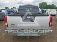2013 Nissan FRONTIER photo