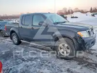 2013 Nissan FRONTIER фото