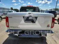 2013 Nissan FRONTIER фото