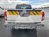 2013 Nissan FRONTIER photo