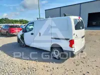 2013 Nissan NV photo