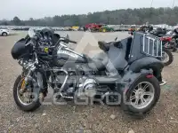 2013 Harley-Davidson FL photo