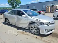 2013 Toyota CAMRY фото