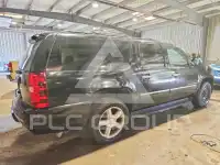 2013 Chevrolet Suburan photo