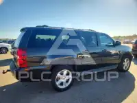 2013 Chevrolet Suburan photo