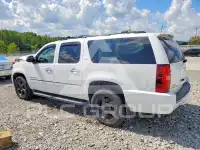 2013 Chevrolet Suburan photo