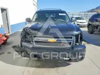 2013 Chevrolet Suburan photo